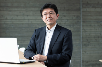 佐伯孝氏