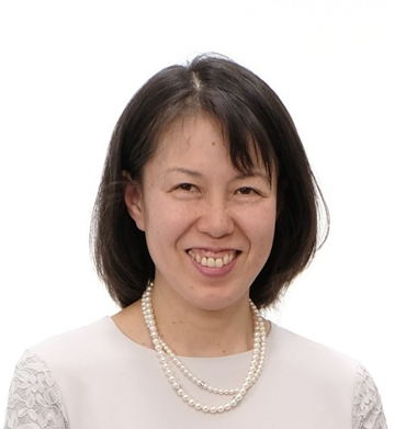 槻木　玲美氏